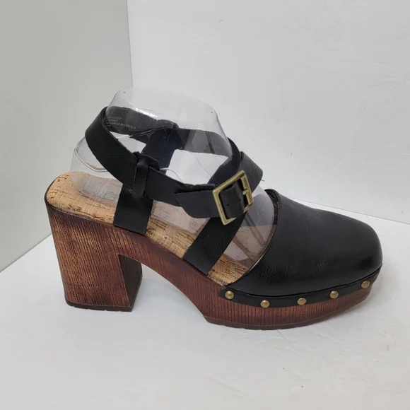 Kork-Ease Black Leather Mules with Wooden Heel - Picture 7 of 10